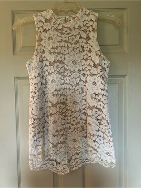 Rose & Olive White Lace Sleeveless Tunic